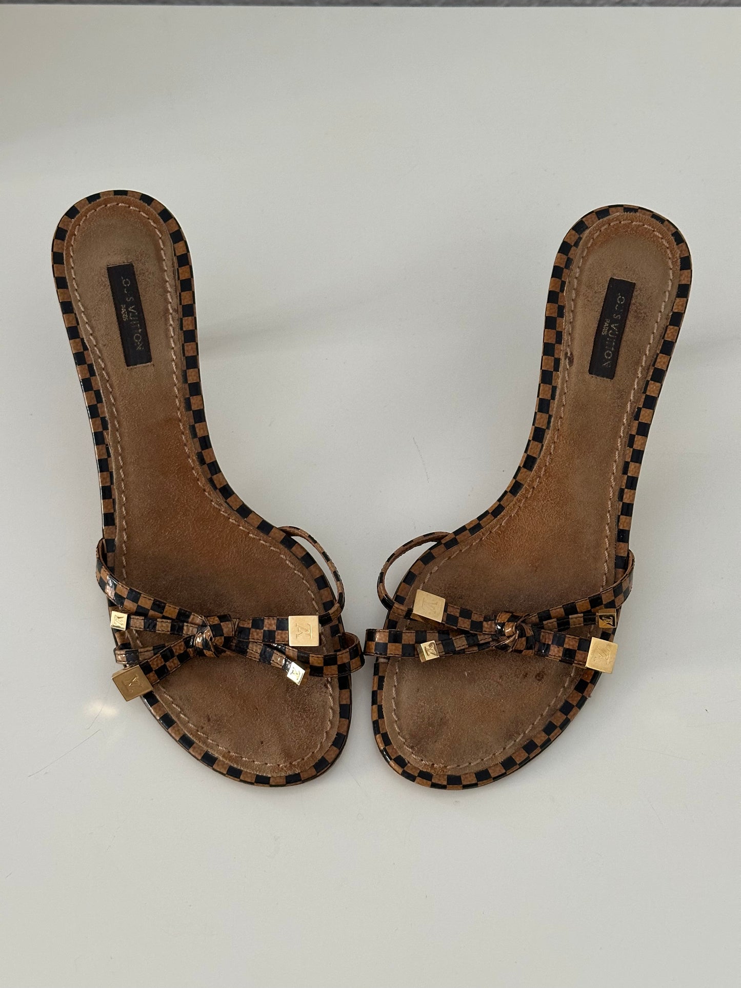 Louis Vuitton Damier Kitten Heels (38,5)