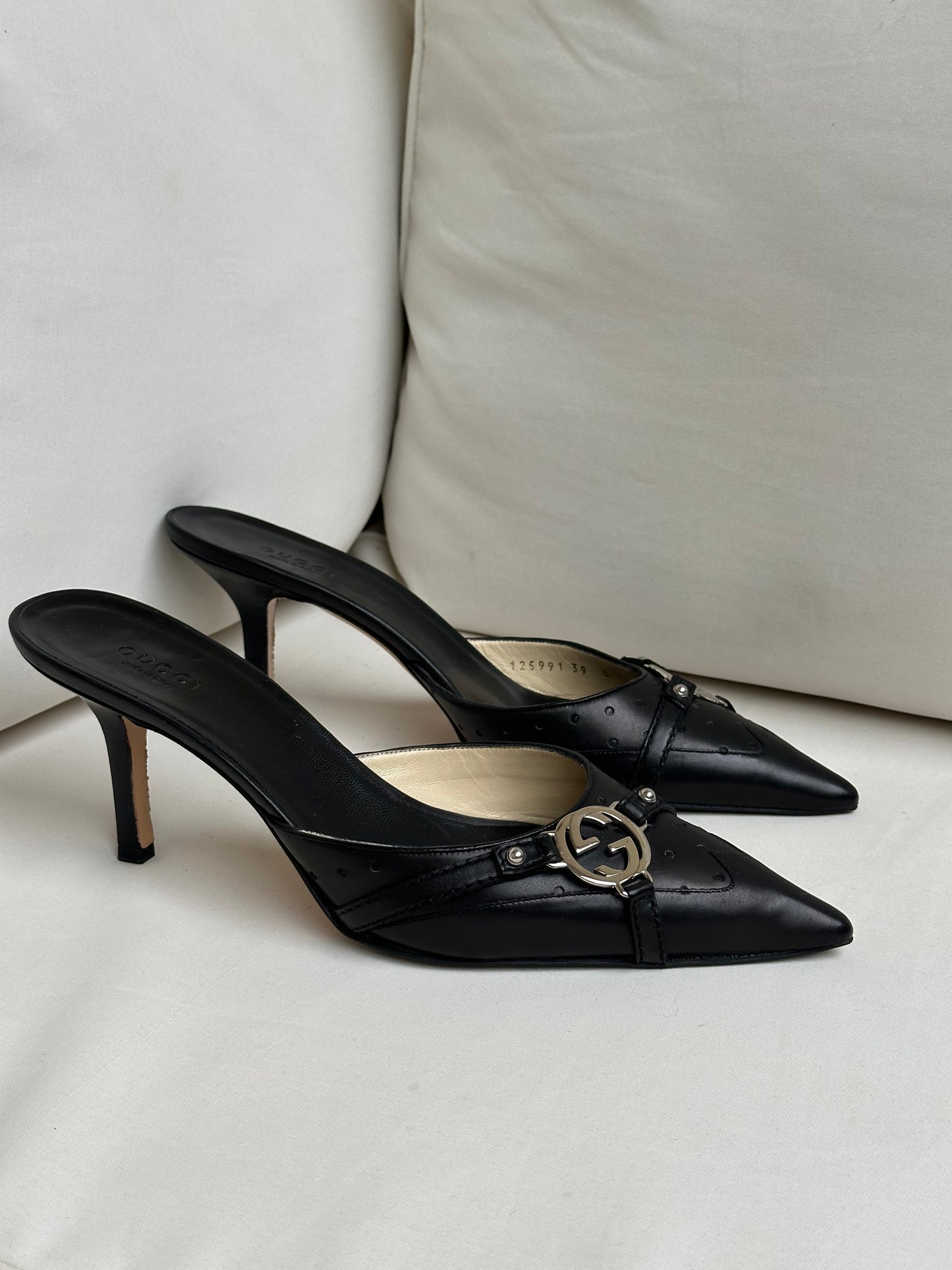 Gucci Logo Mules (39)