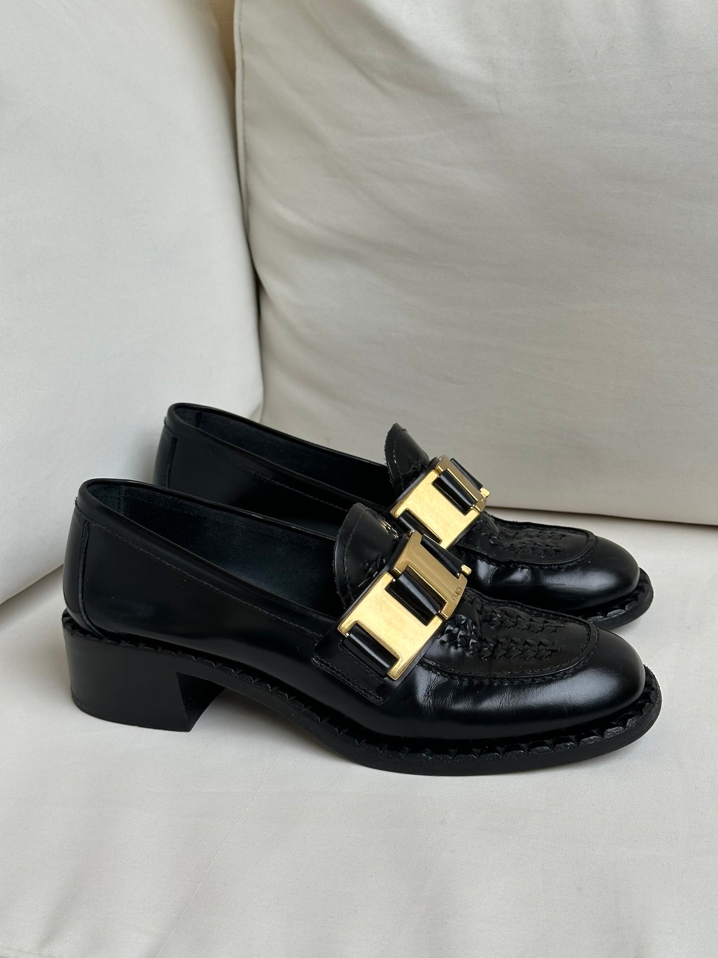 Prada Leather Loafer (38)