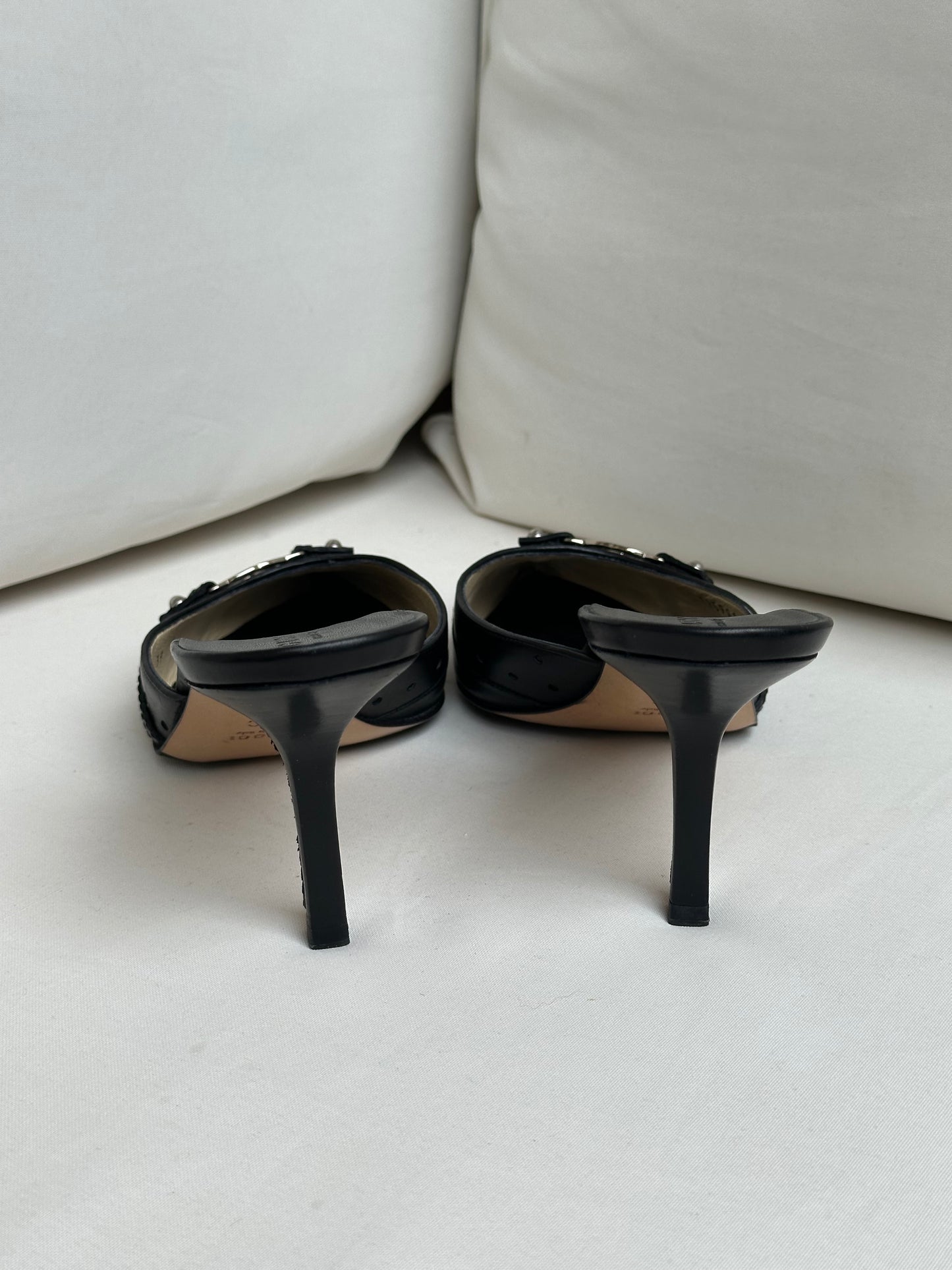 Gucci Logo Mules (39)