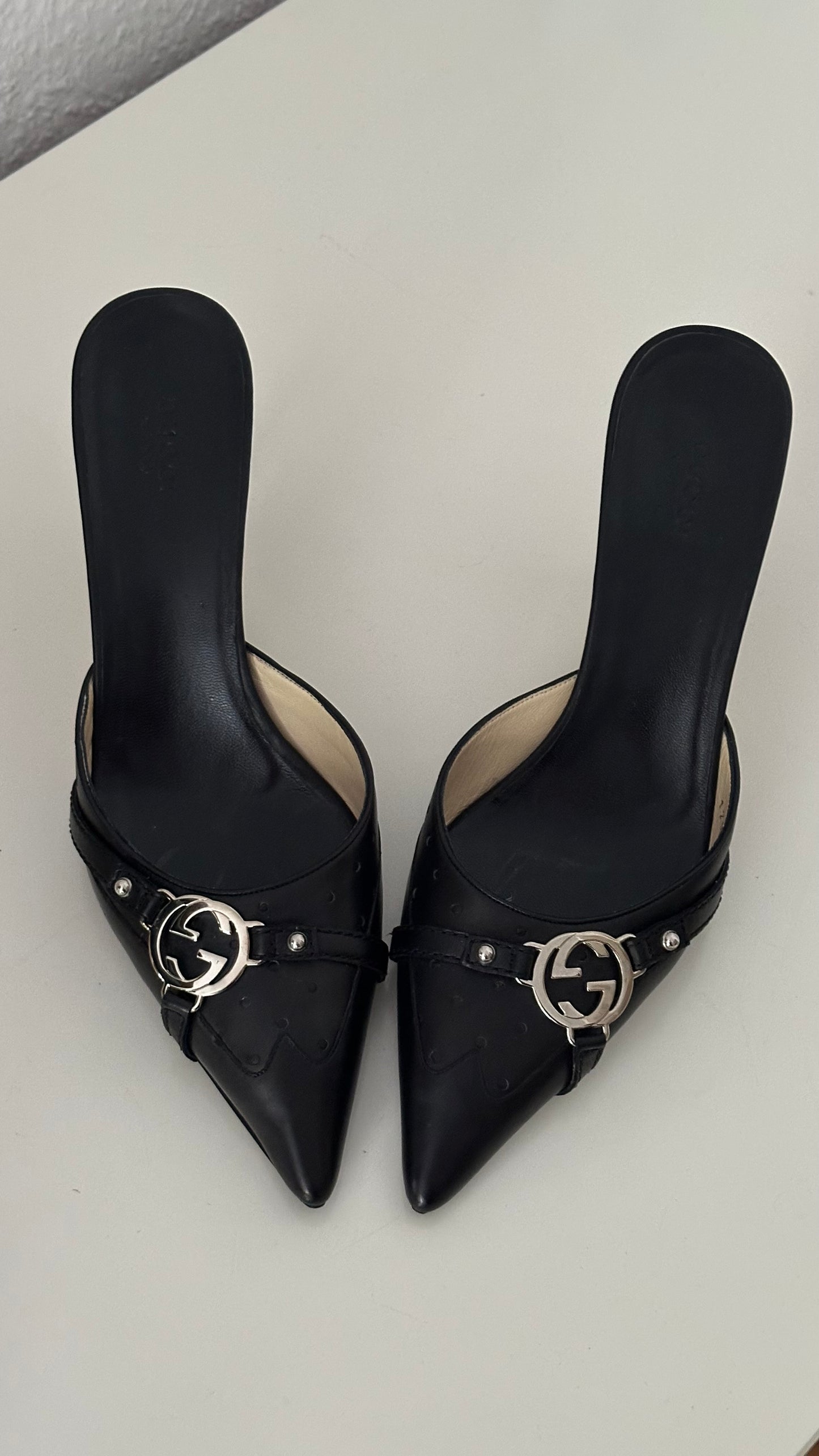 Gucci Logo Mules (39)