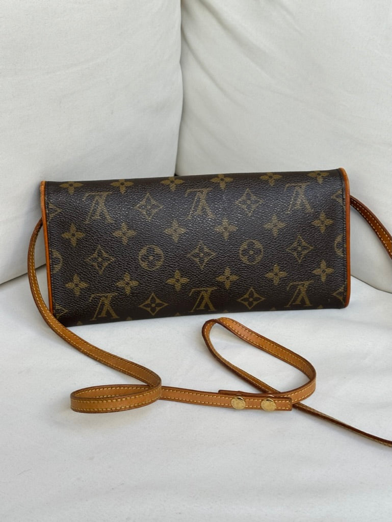 Louis Vuitton Monogram Pochette Twin