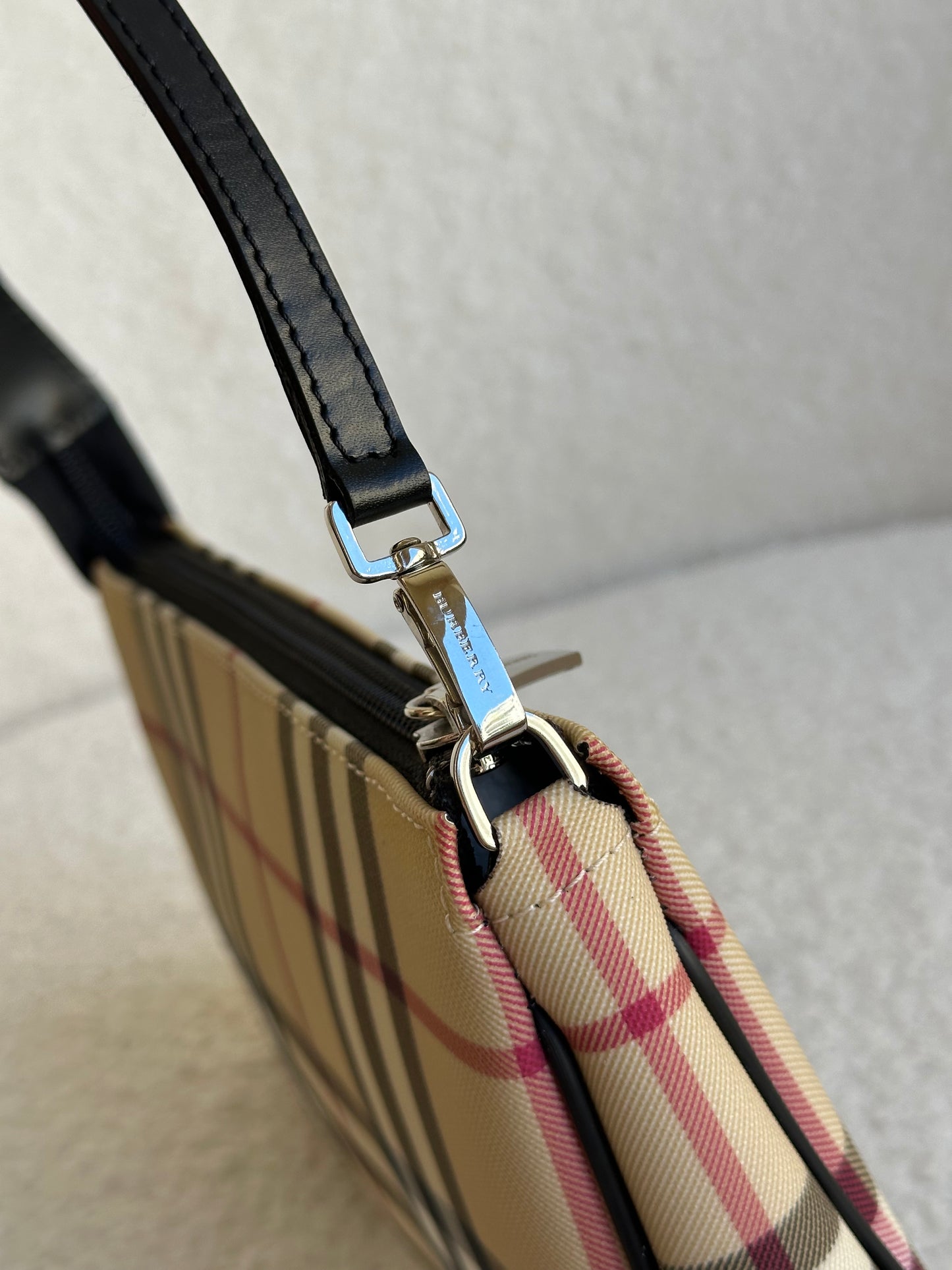 Burberry Nova Check Pochette