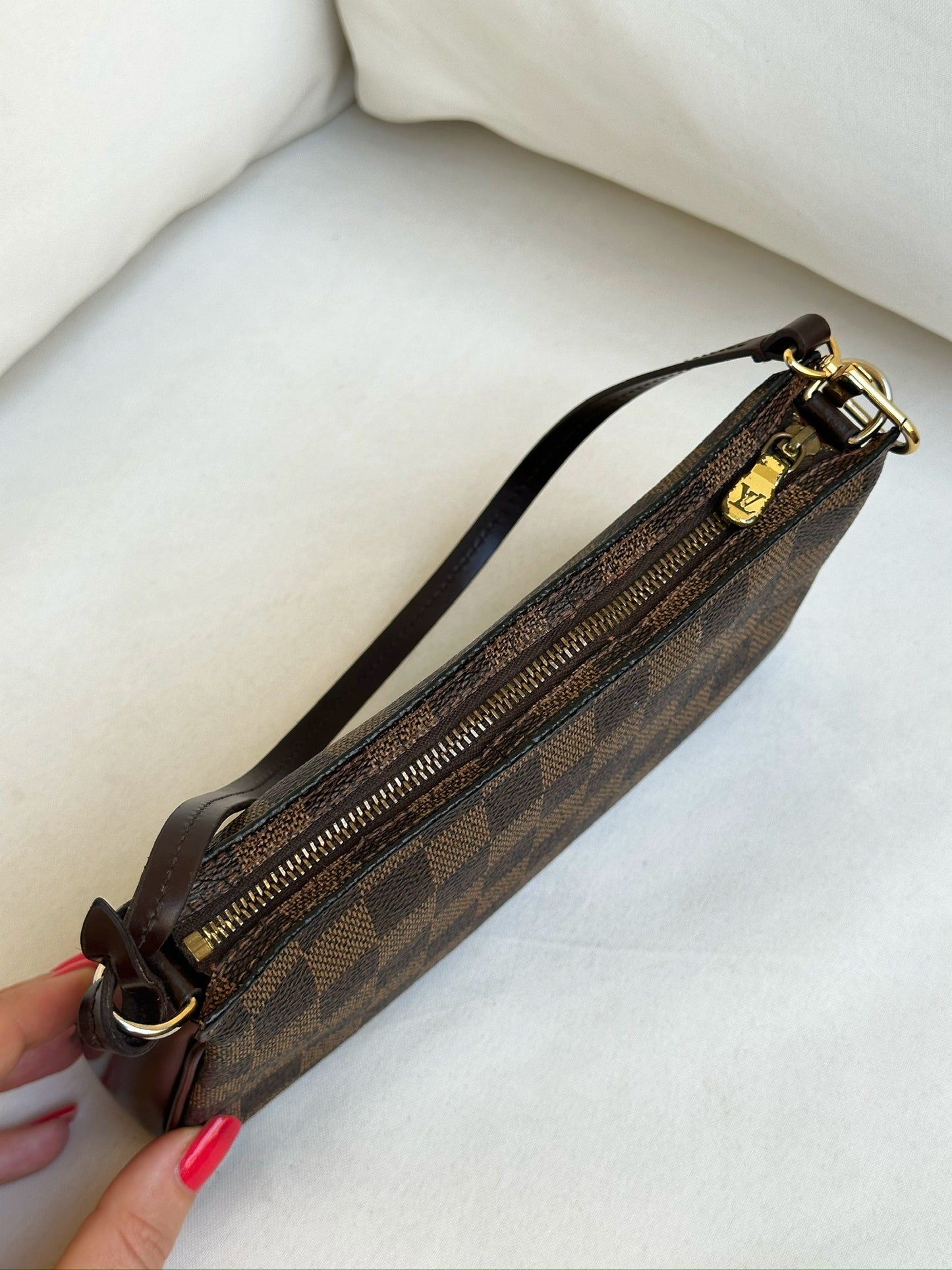 Louis Vuitton Vintage Damier Pochette