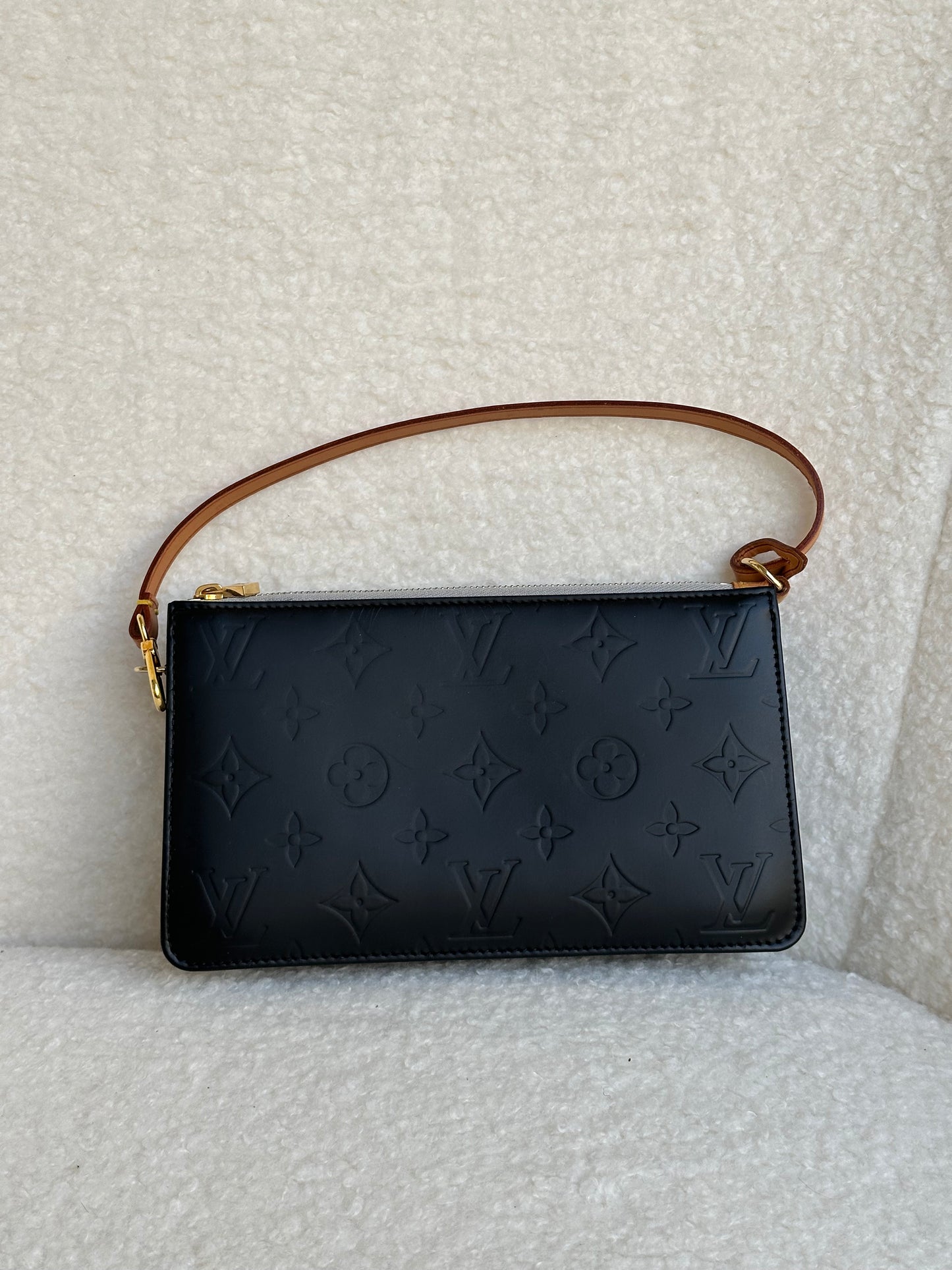 Louis Vuitton Monogram Pochette Black