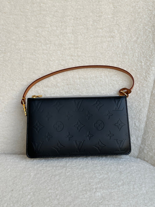 Louis Vuitton Monogram Pochette Black