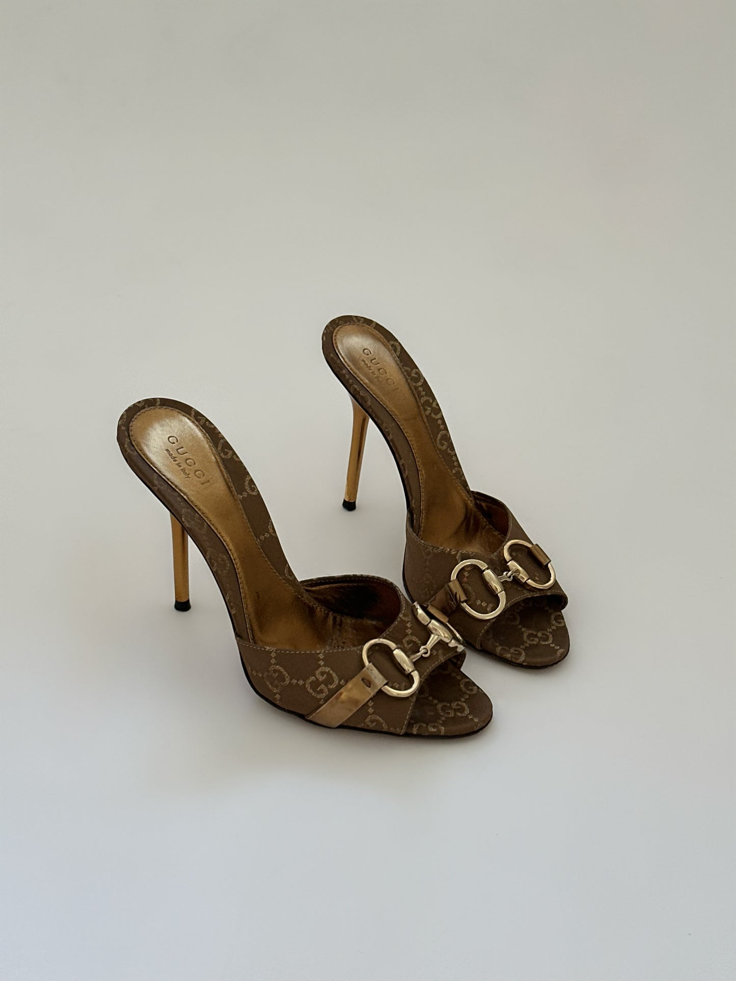 Gucci Horsebit Monogram Heels (36)