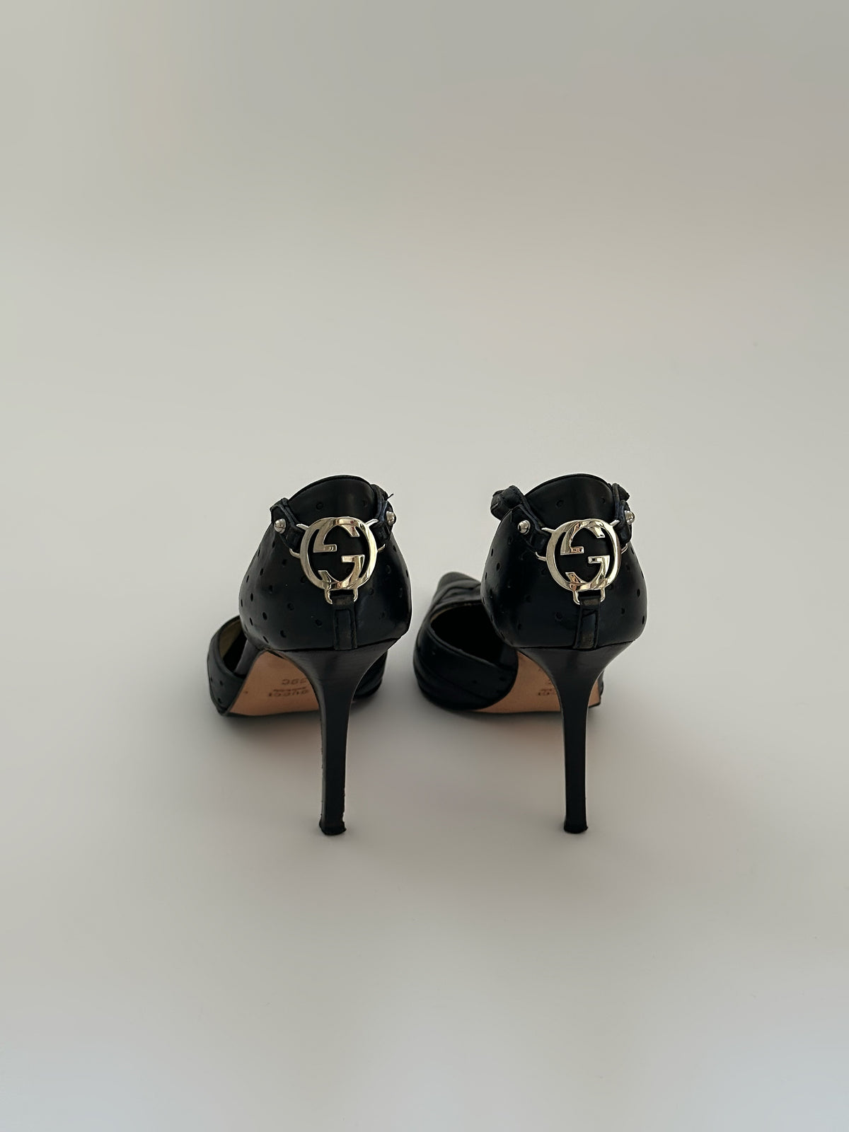 Gucci Logo Pumps (39)