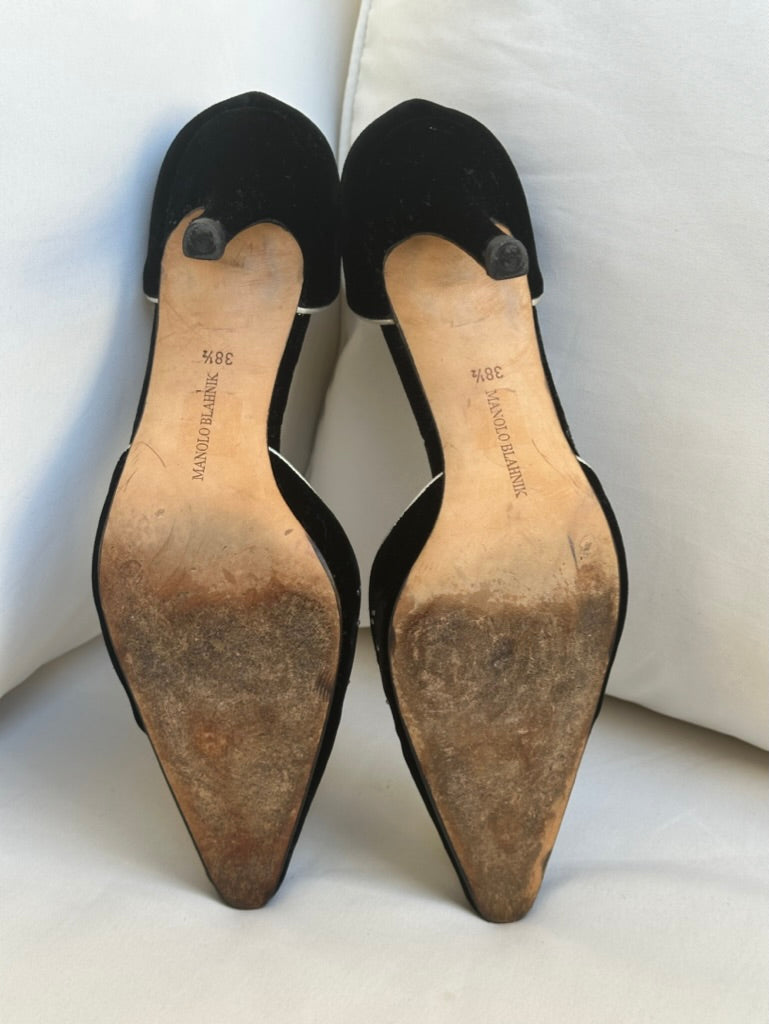 Manolo Blahnik Velvet Kitten Heels (38,5)