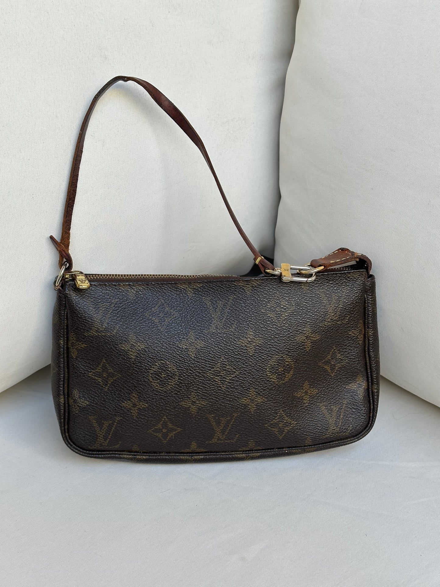 Louis Vuitton Vintage Mini Pochette