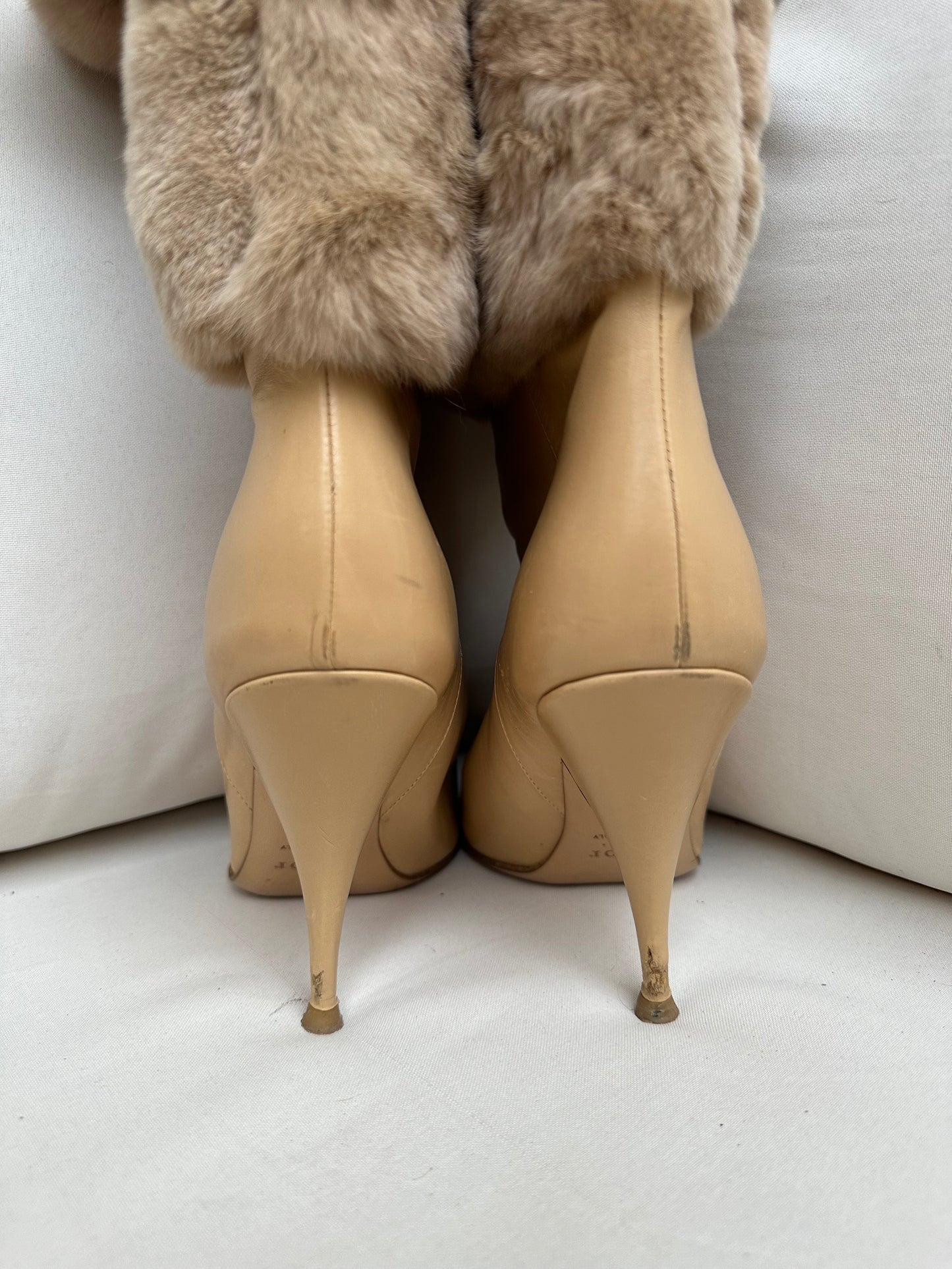 Christian Dior Fur Boots (39)