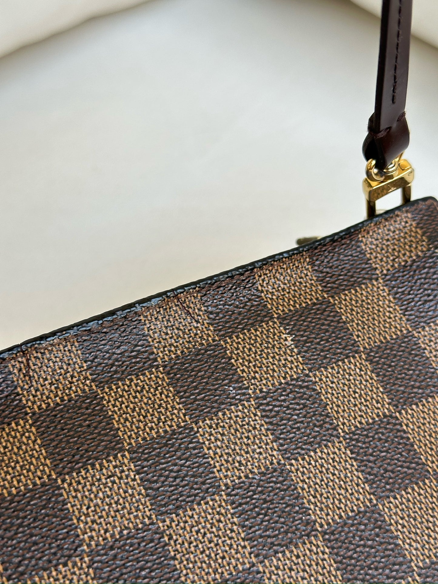 Louis Vuitton Vintage Damier Pochette