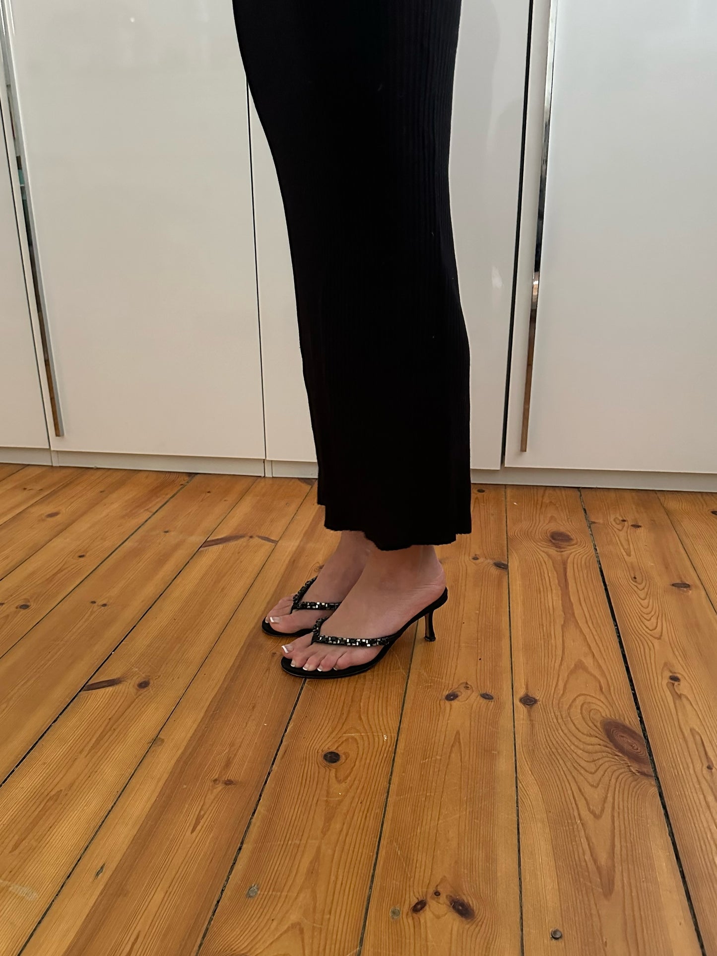 Jimmy Choo Thong Kitten Heels (39)