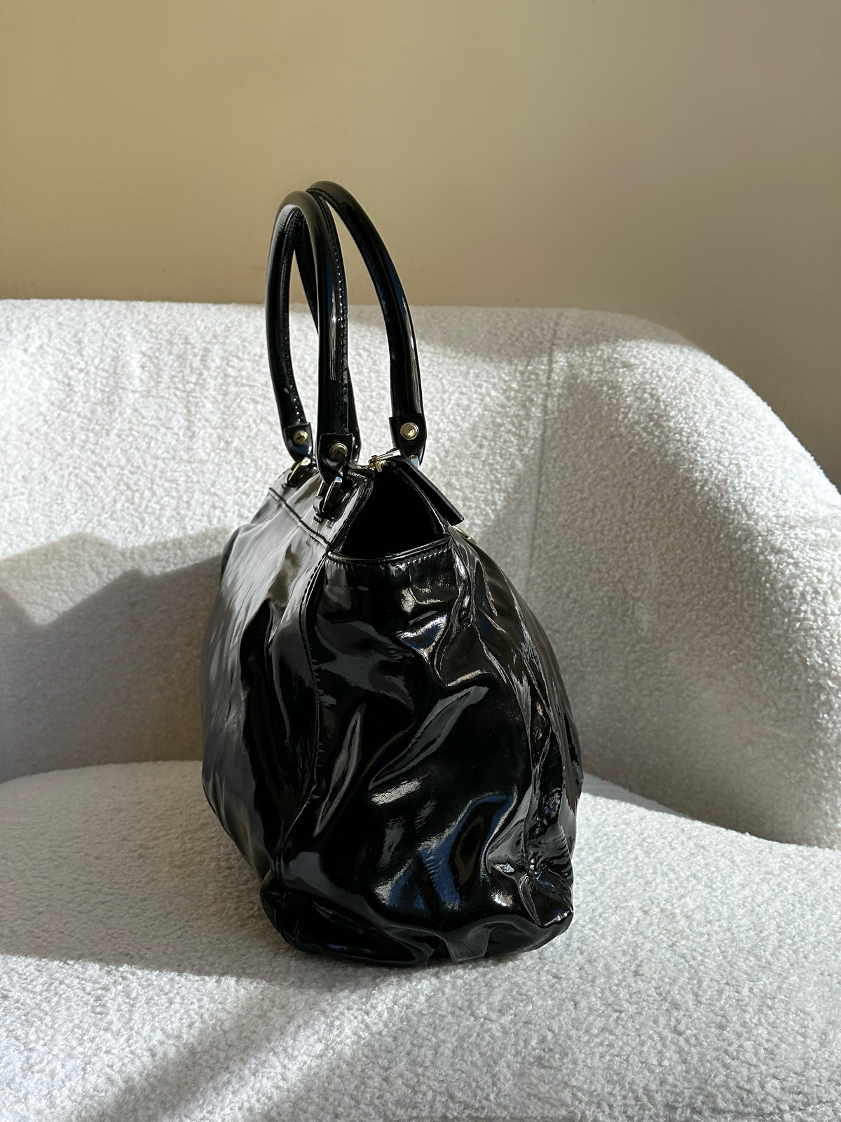 Gucci D Ring Patent Leather Bag