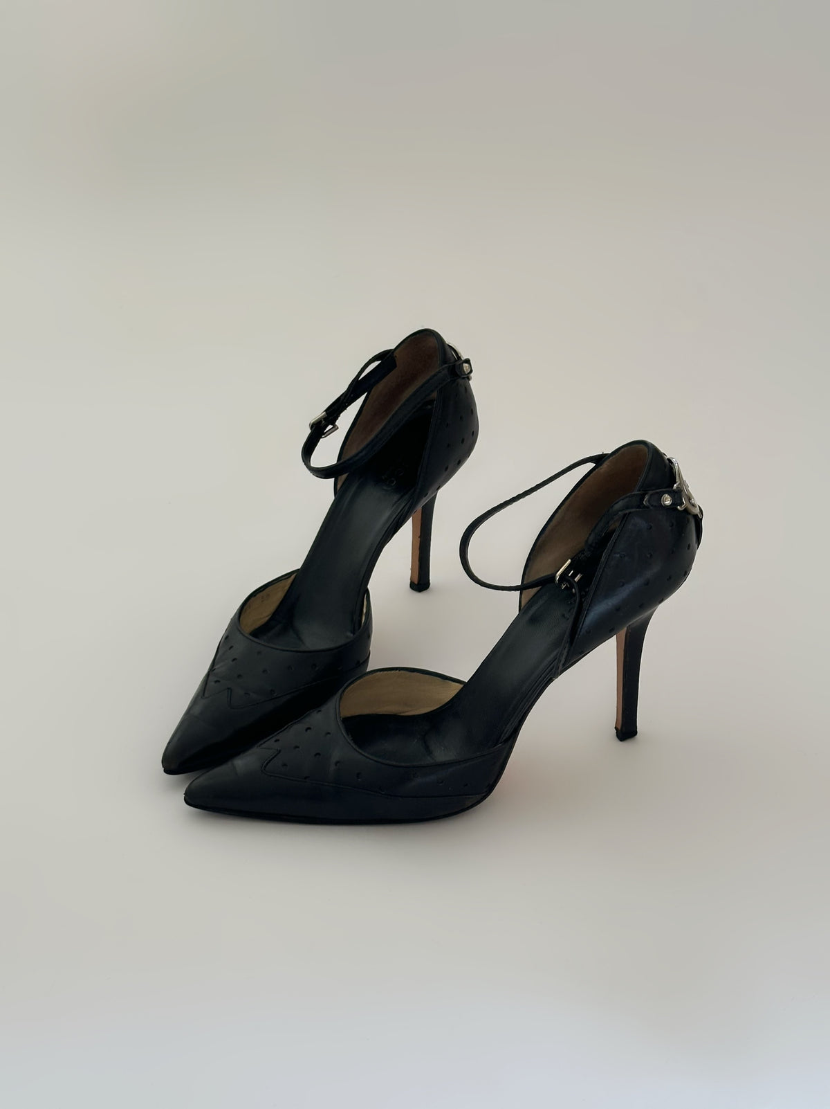 Gucci Logo Pumps (39)