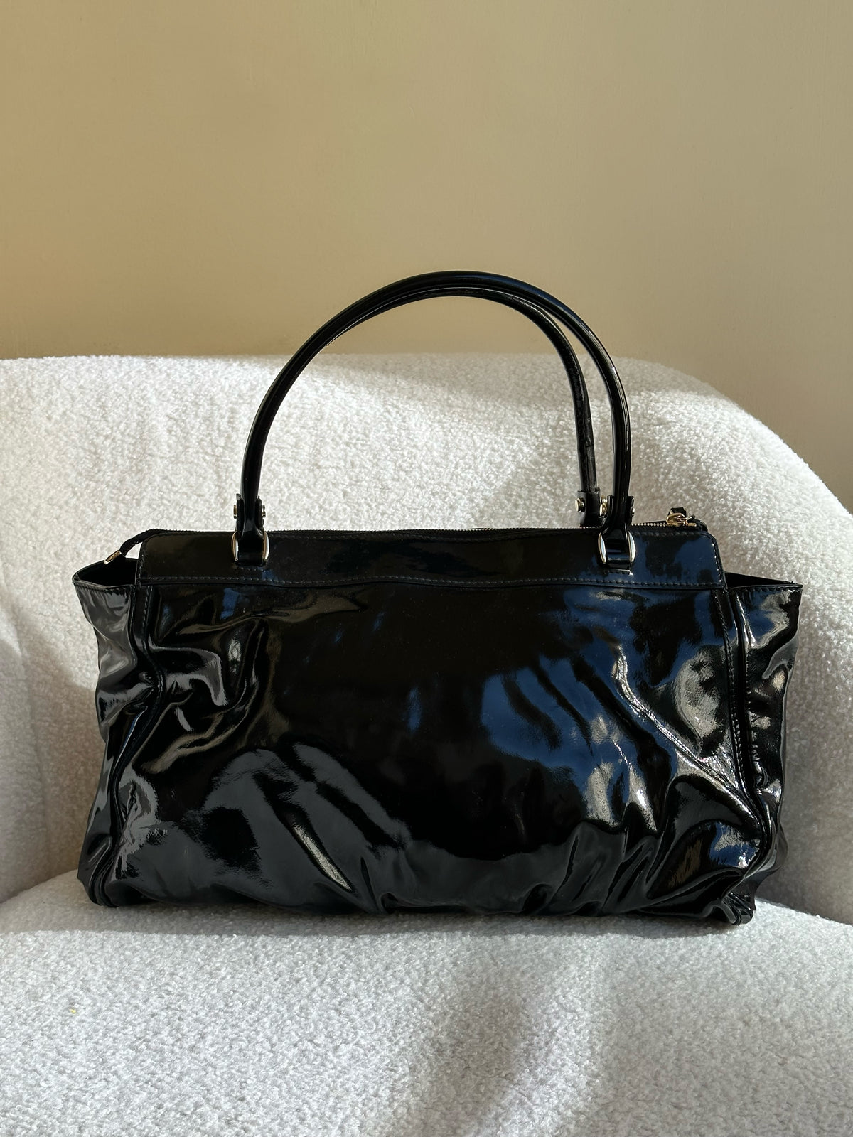 Gucci D Ring Patent Leather Bag
