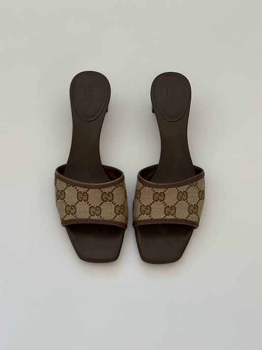 Gucci Monogram Mules (37,5)