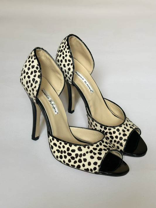 Manolo Blahnik Pony Hair Animal Print Heels (40)