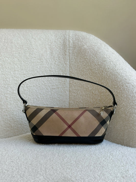 Burberry Boat Pochette