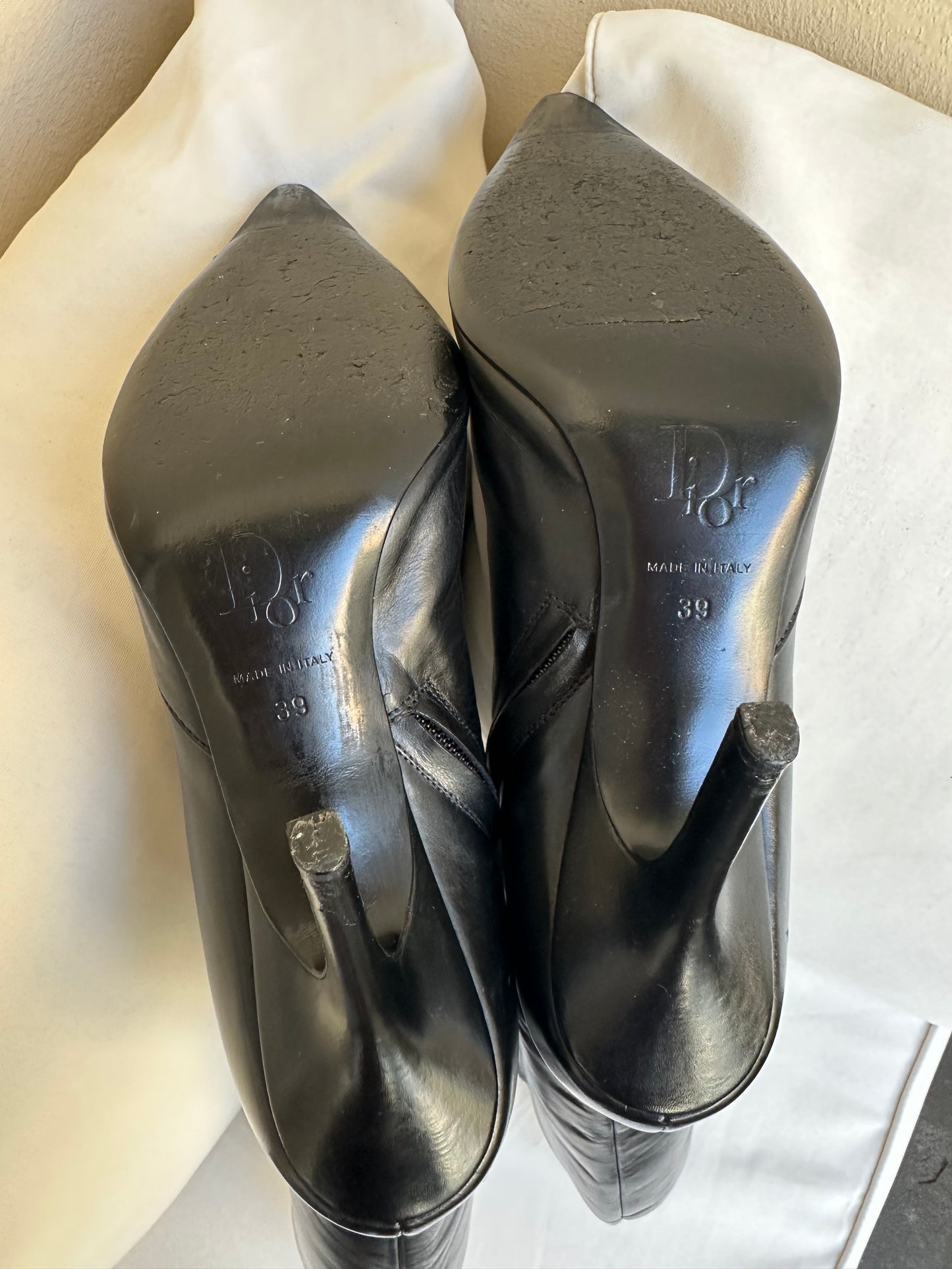 Dior Key&Lock Leather Boots (38/39)