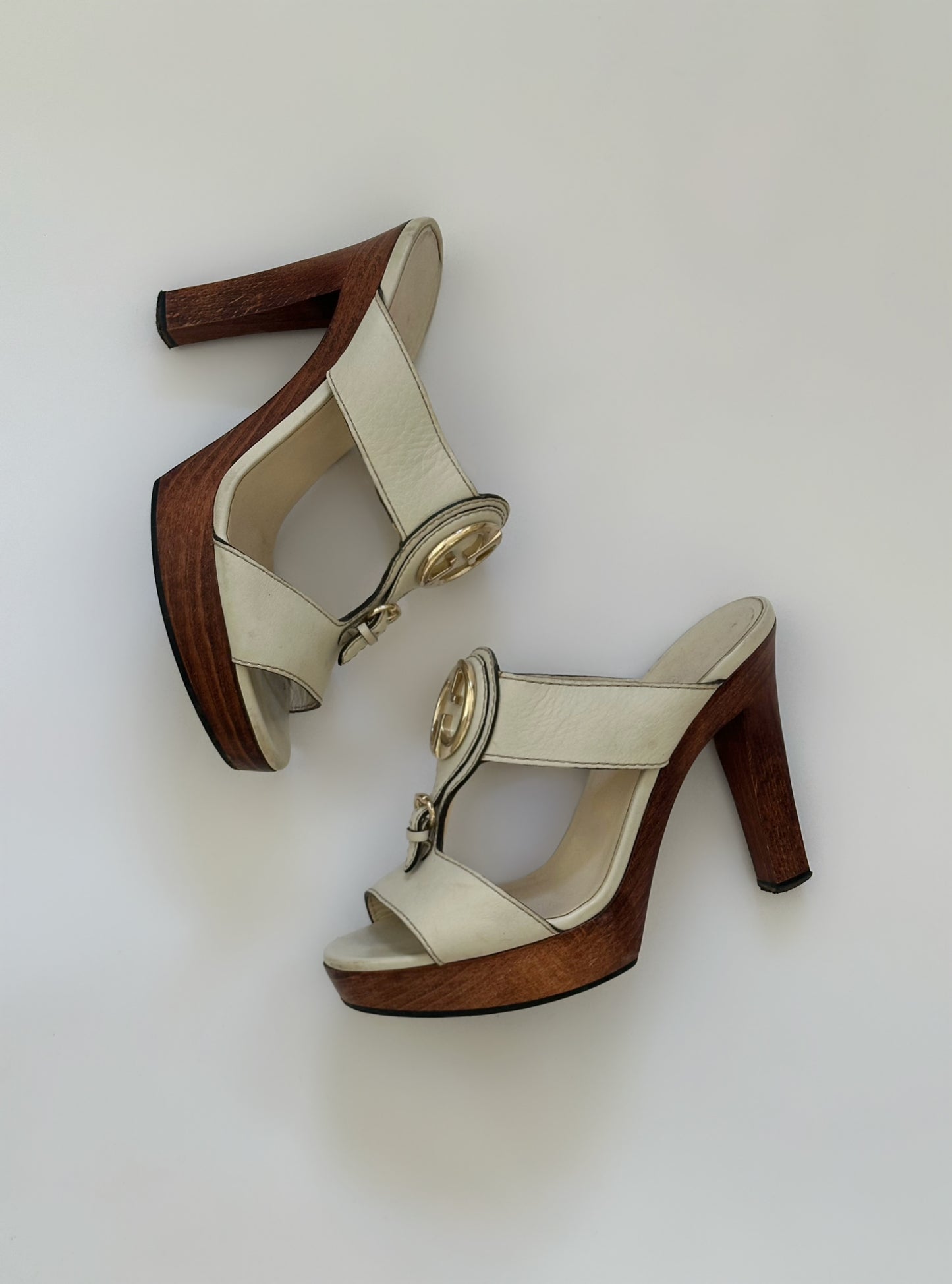 Gucci Logo Mules (37)
