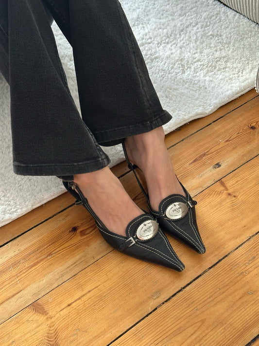 Prada Logo Leather Slingback Heels (37,5)