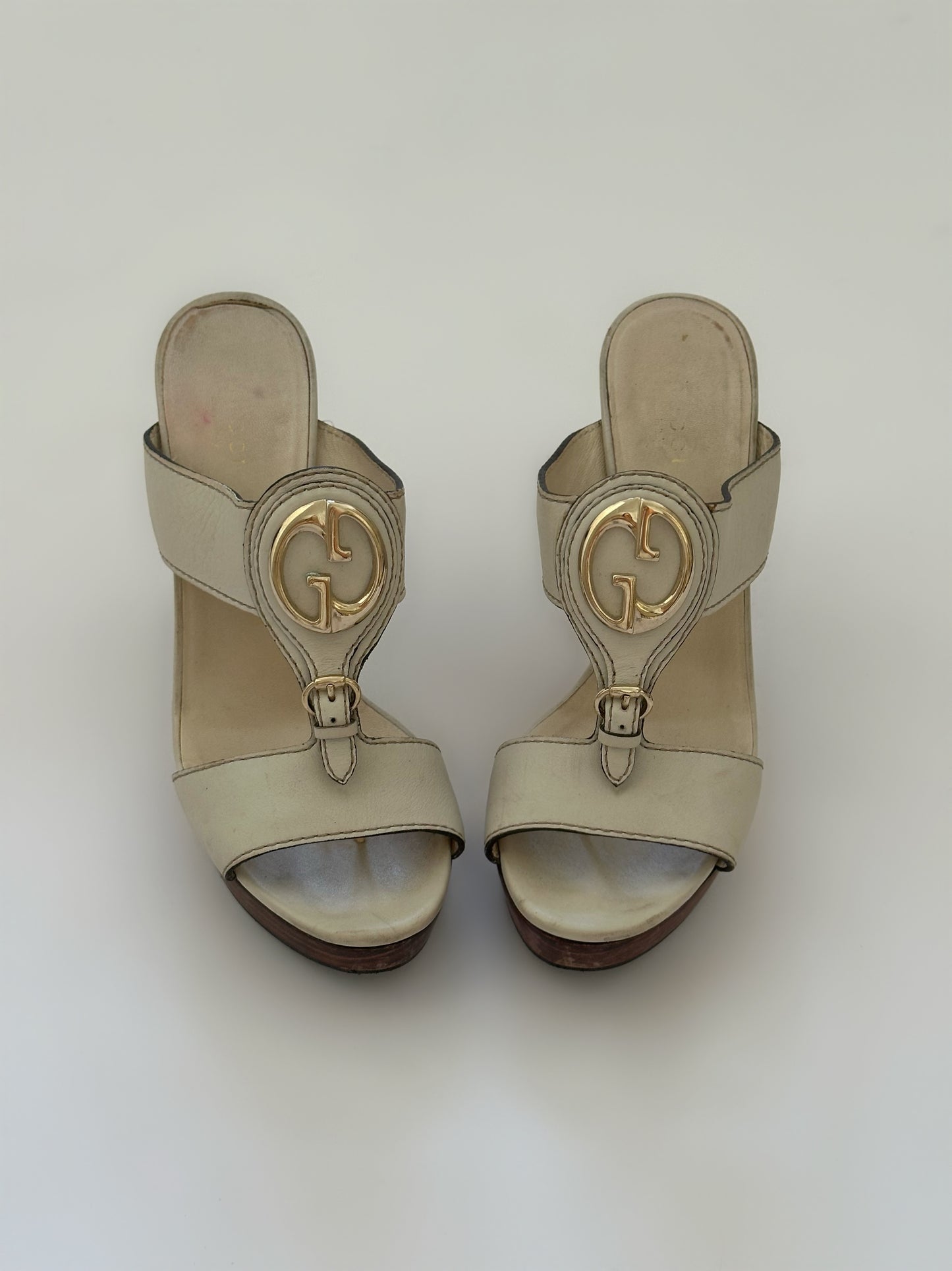 Gucci Logo Mules (37)