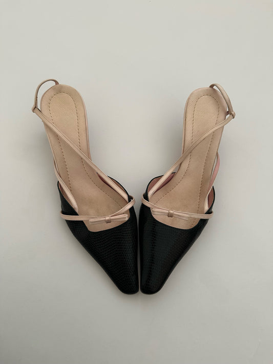 Valentino Garavani Slingback Bow Kitten Heels (39)
