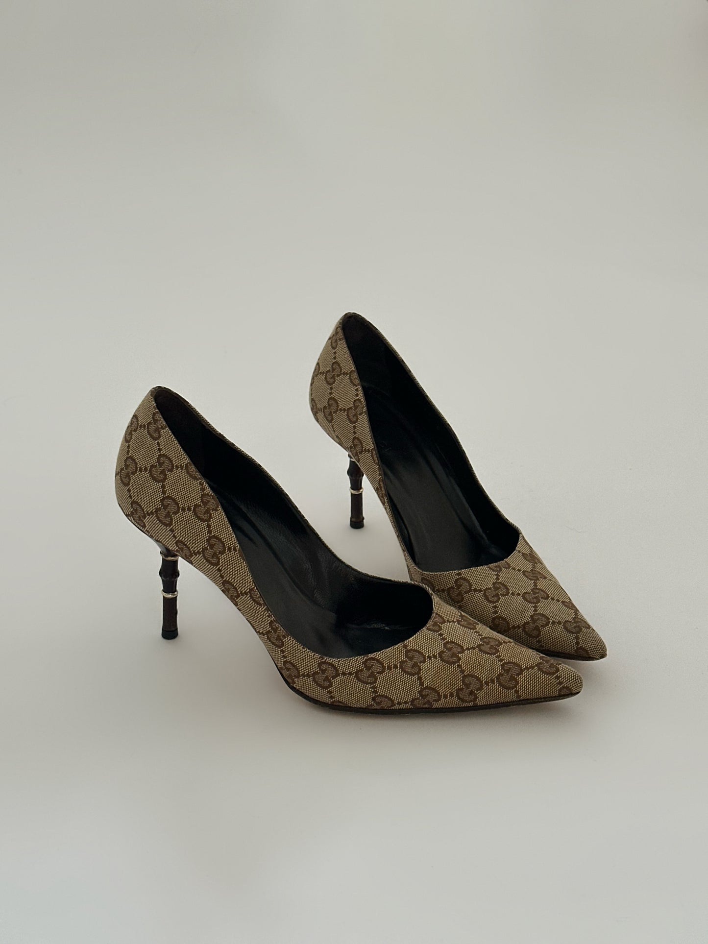 Gucci Bamboo Monogram Pumps (39,5)