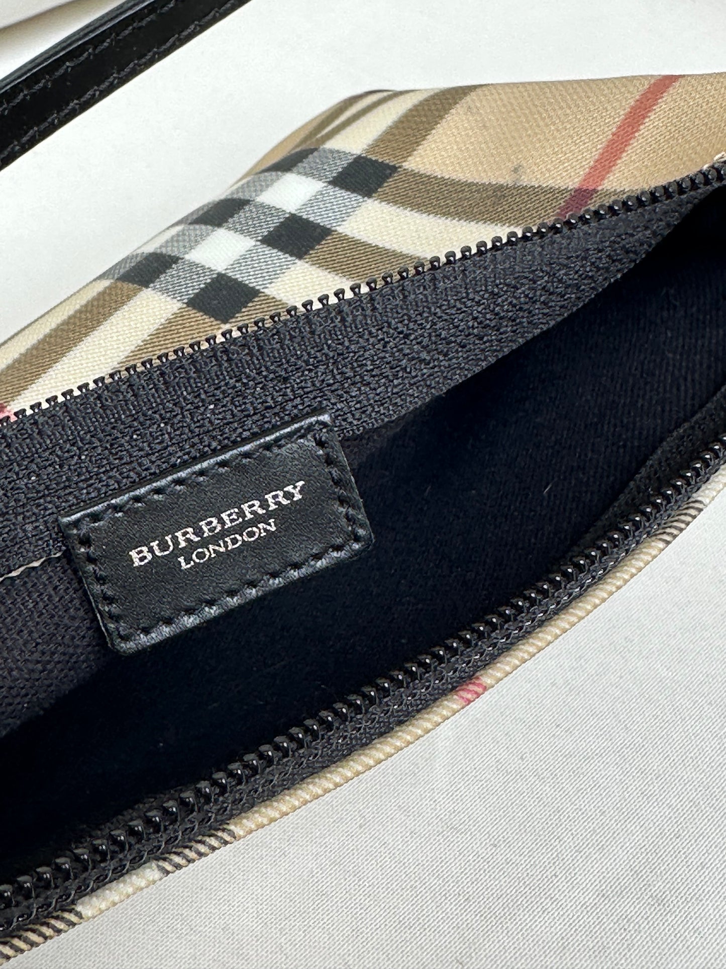 Burberry Nova Check Pochette