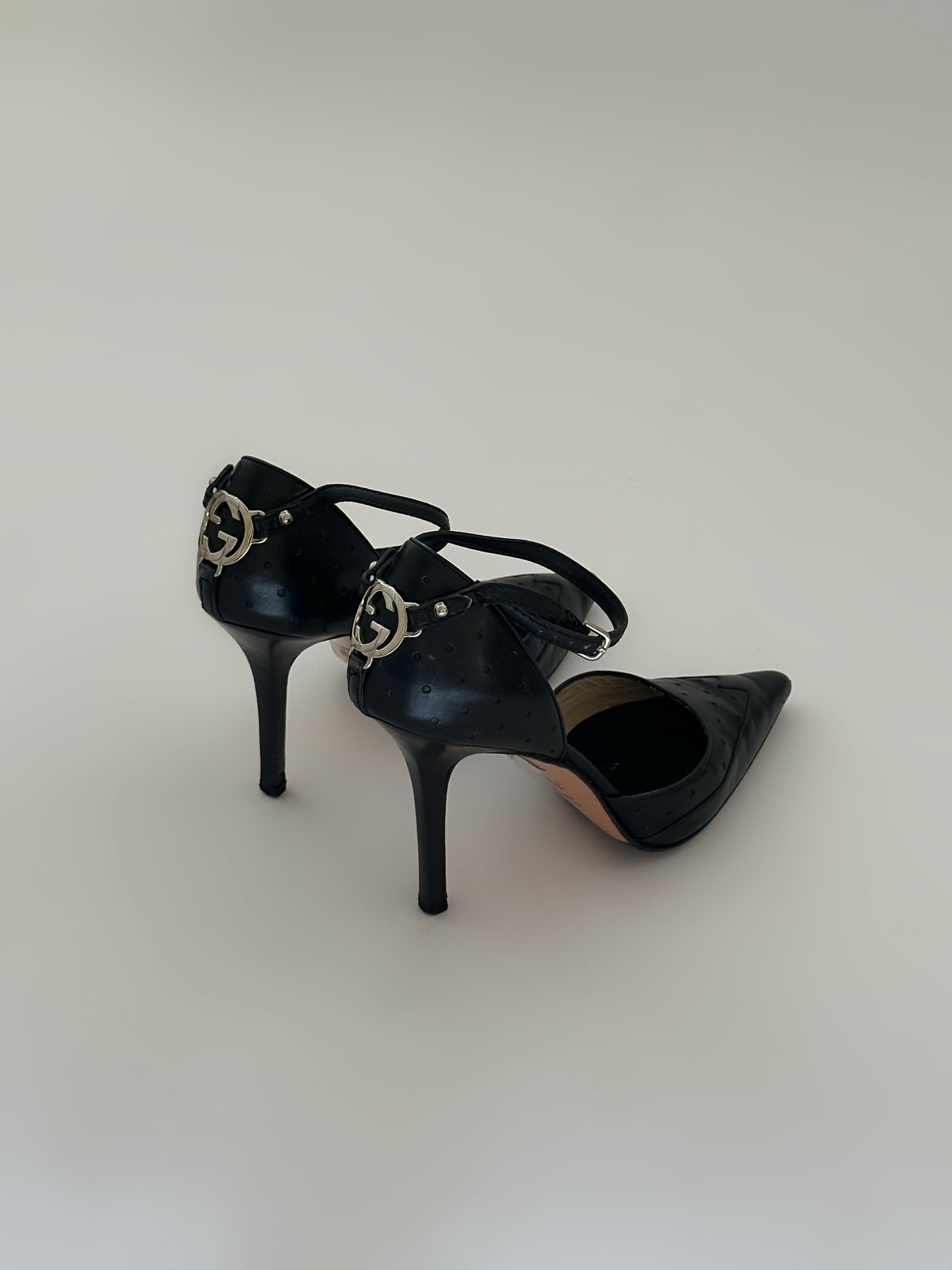 Gucci Logo Pumps (39)