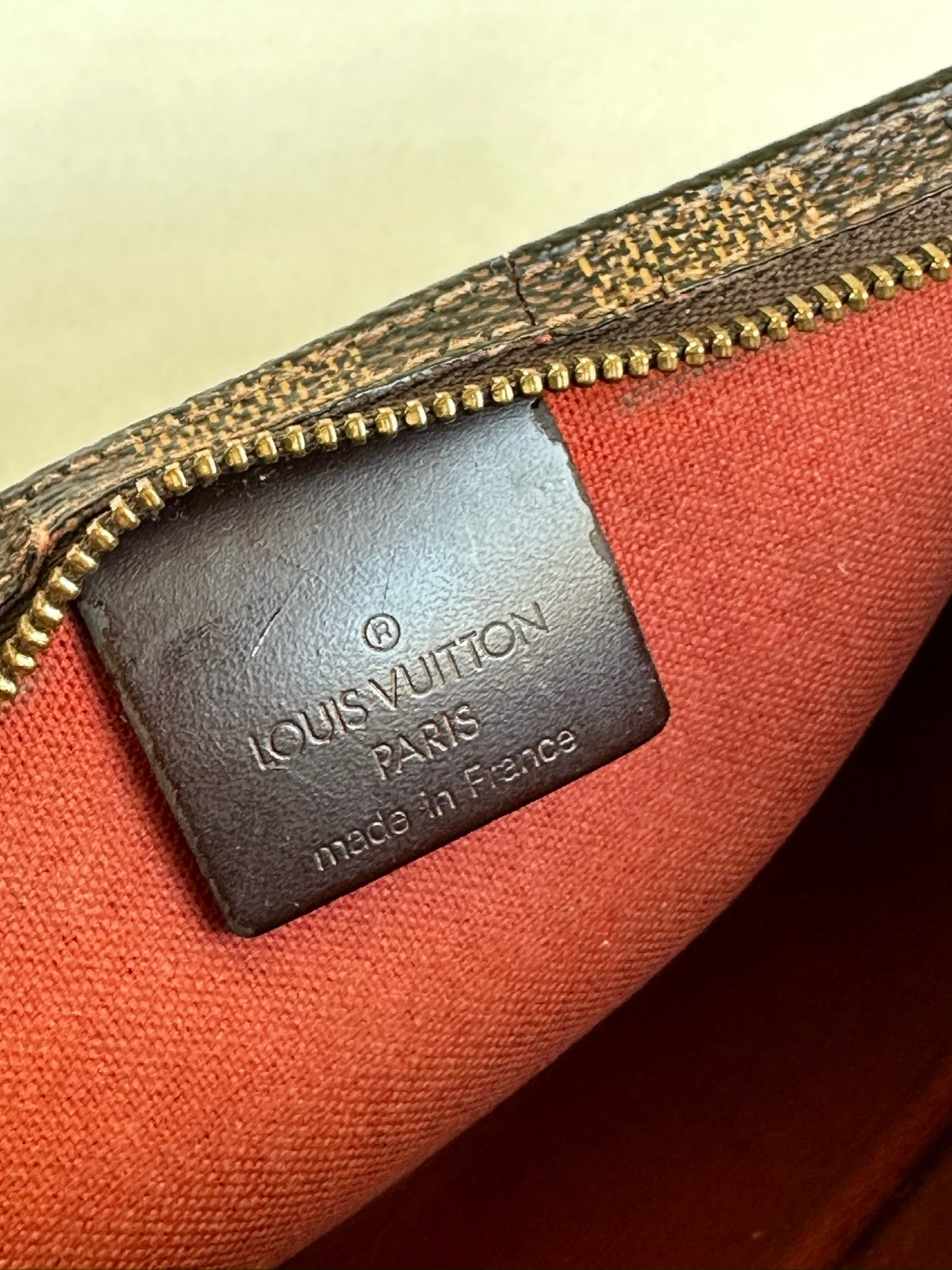 Louis Vuitton Vintage Damier Pochette