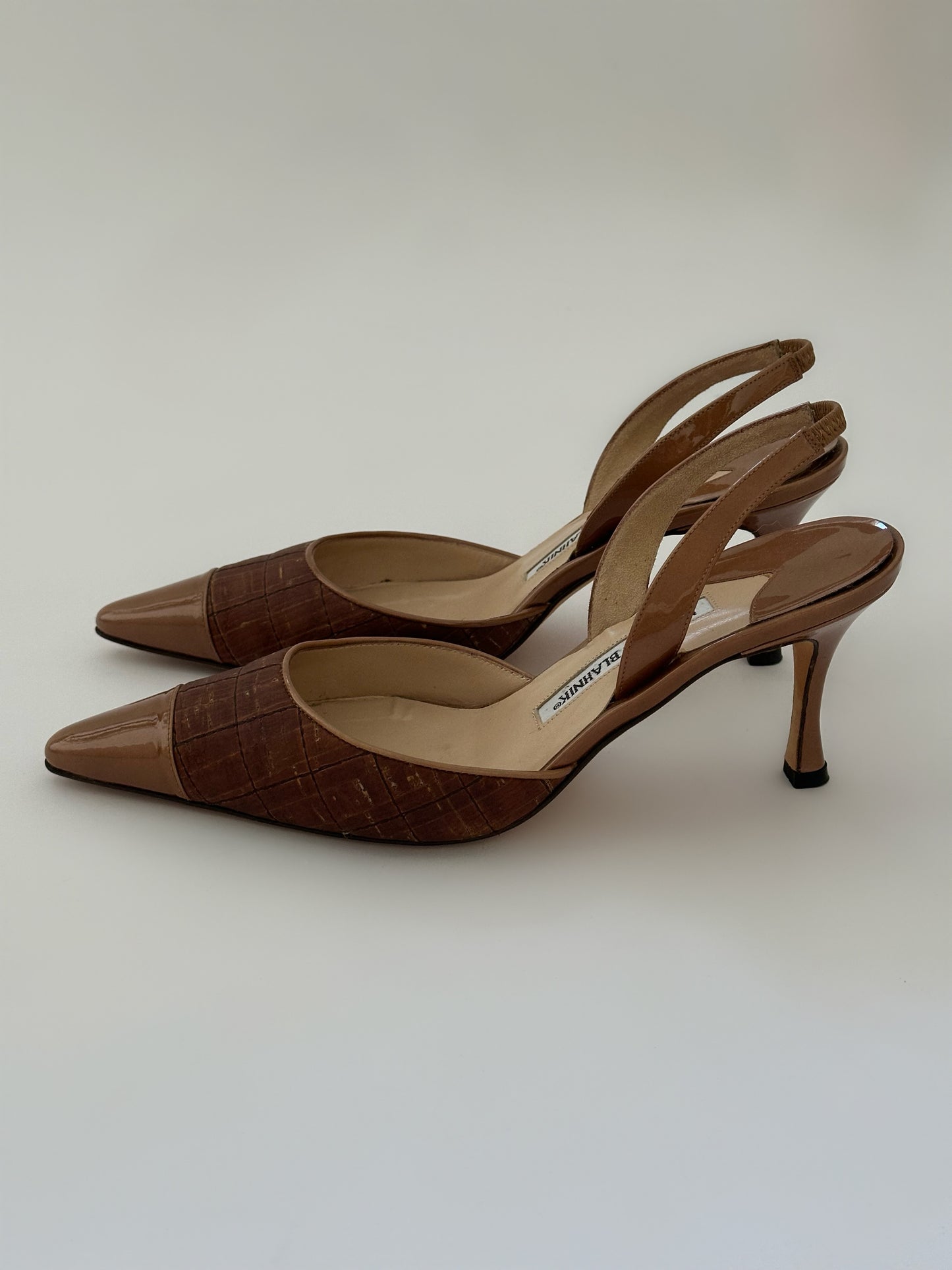 Manolo Blahnik Slingback Pumps (38)