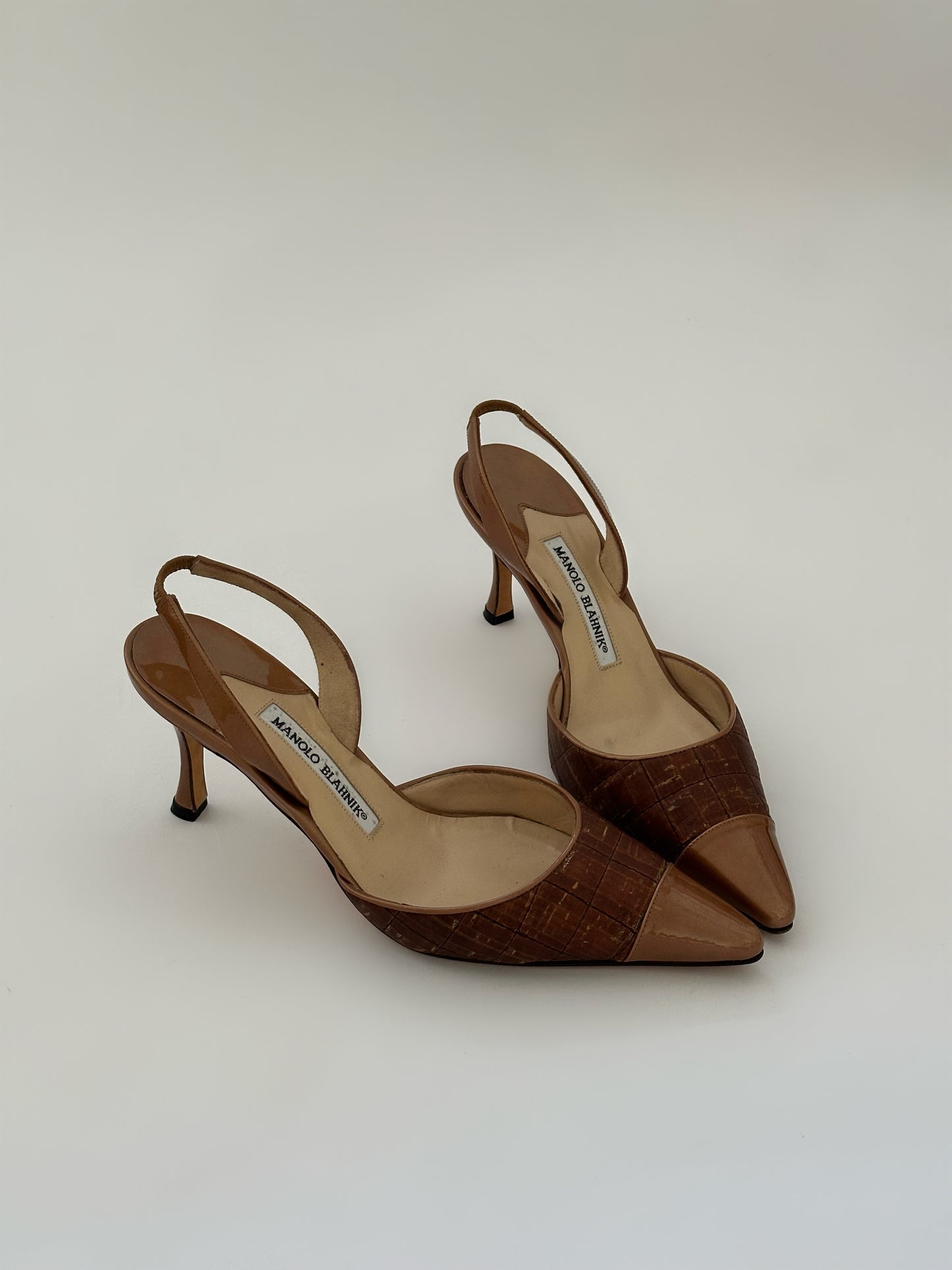 Manolo Blahnik Slingback Pumps (38)