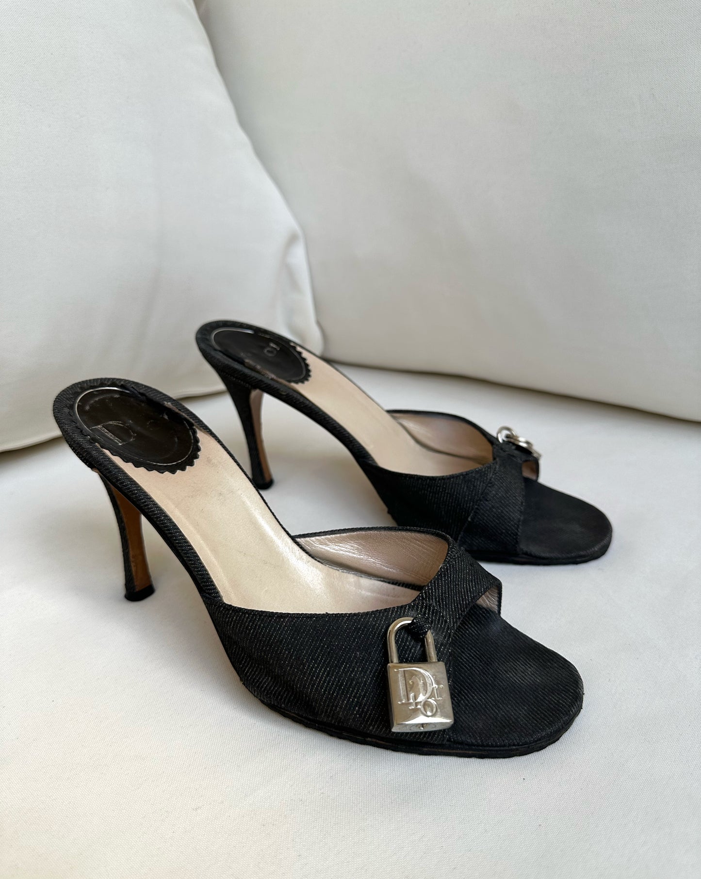 Louis Vuitton Gray Denim Monogram Heels . Women’s Size 37M.