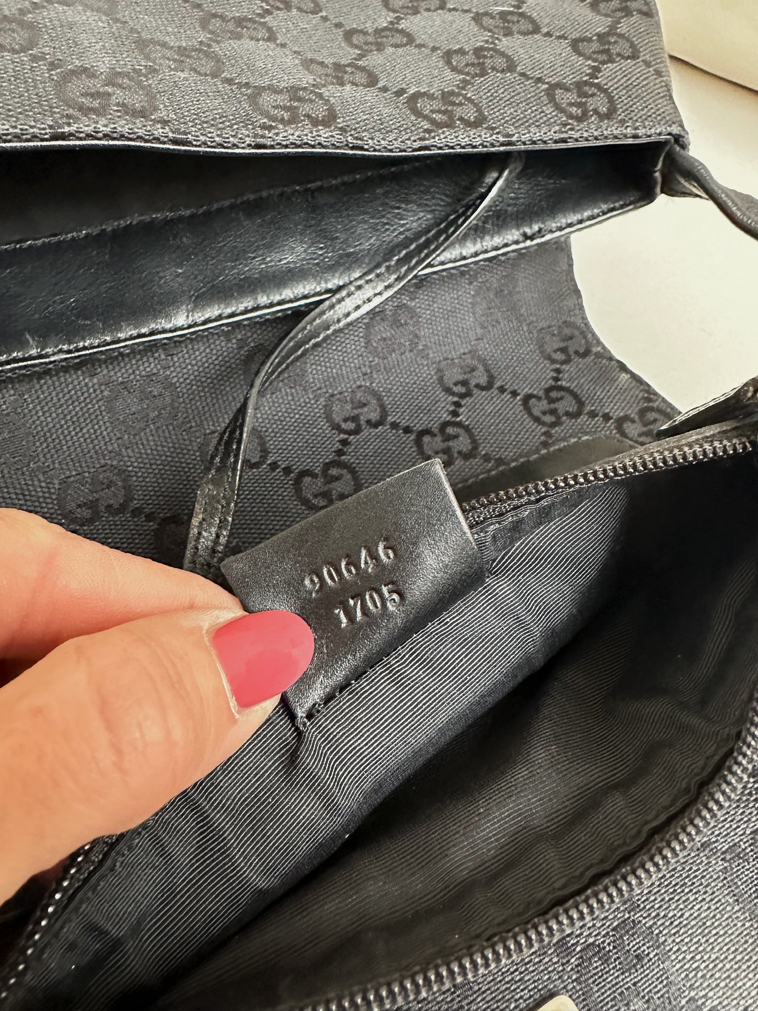 Vintage gucci bag online black leather