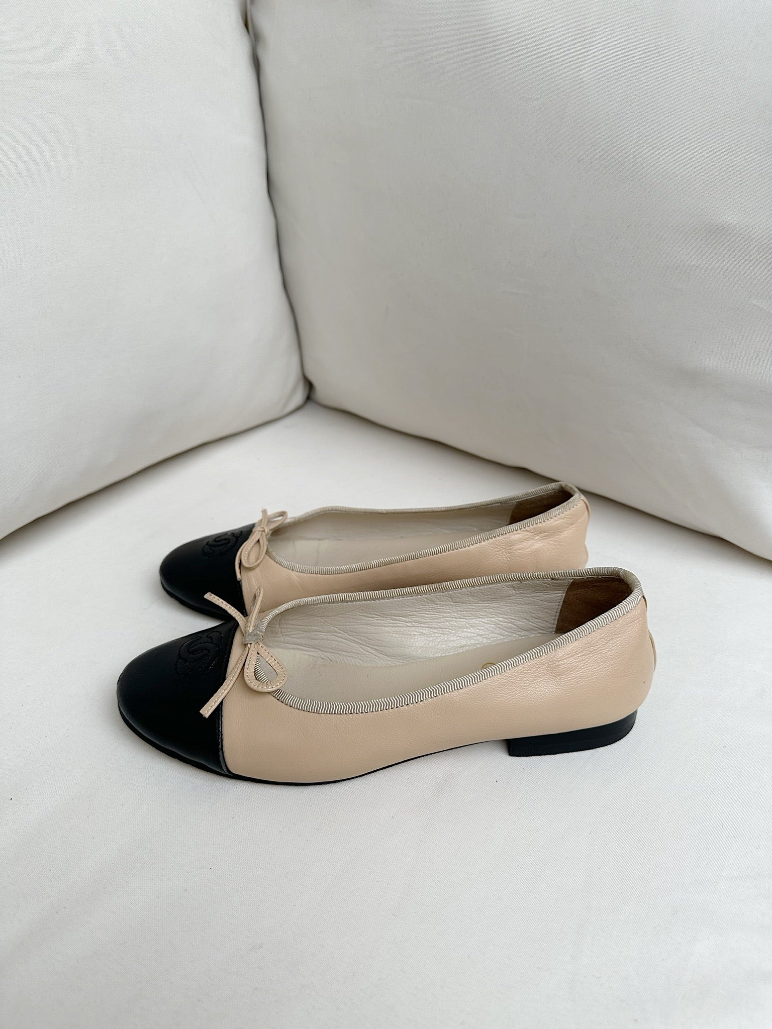 Chanel classic ballet online flats